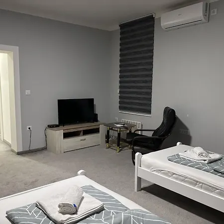 Grey Deluxe * Sarajevo