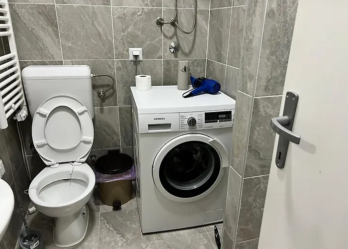 Grey Deluxe Apartman *